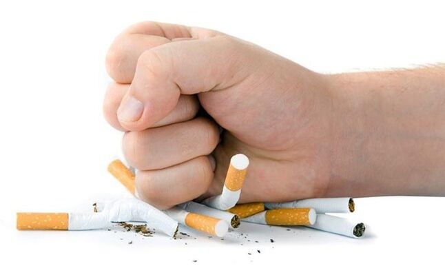 откажување од пушење за да спречите болки во вратот