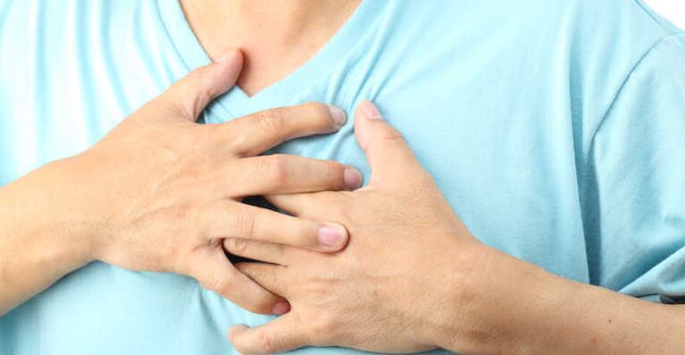 Торакалната остеохондроза често се манифестира како болка во пределот на срцето